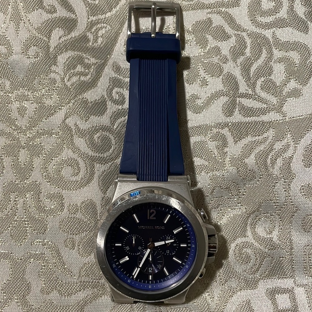 Michael Kors Dylan Blue Dial Blue Rubber Men's Watch